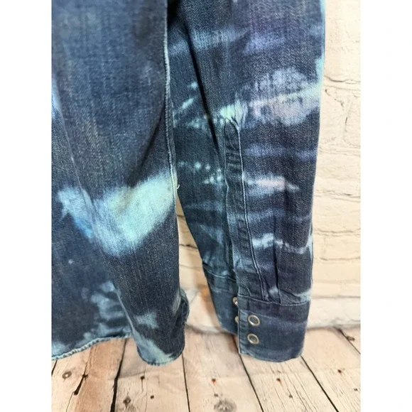 Levis Reworked Custom Tie Dye Denim Western Snap Shirt Bleach Wash XL Festival - Picture 10 of 12